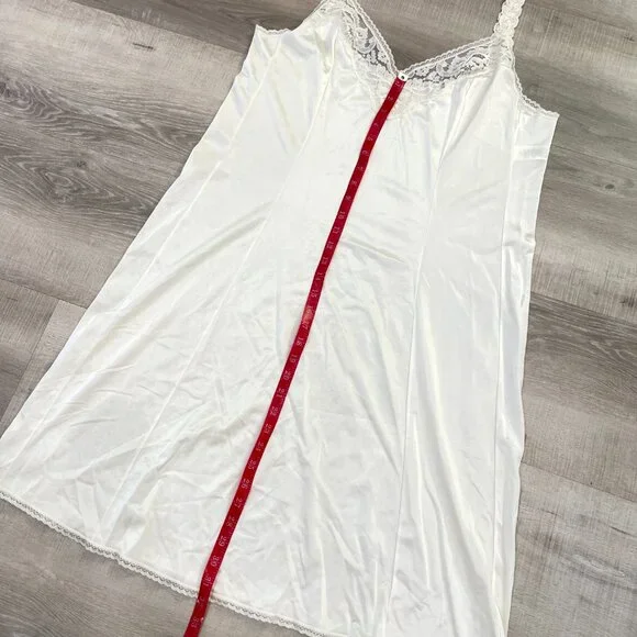 White Vintage Vanity Fair Slip Dress - Picture 4 of 10